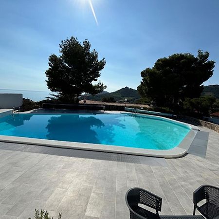 Charmante Maison Securisee Avec Piscine A Collioure - Fr-1-309-454 Villa Exterior foto